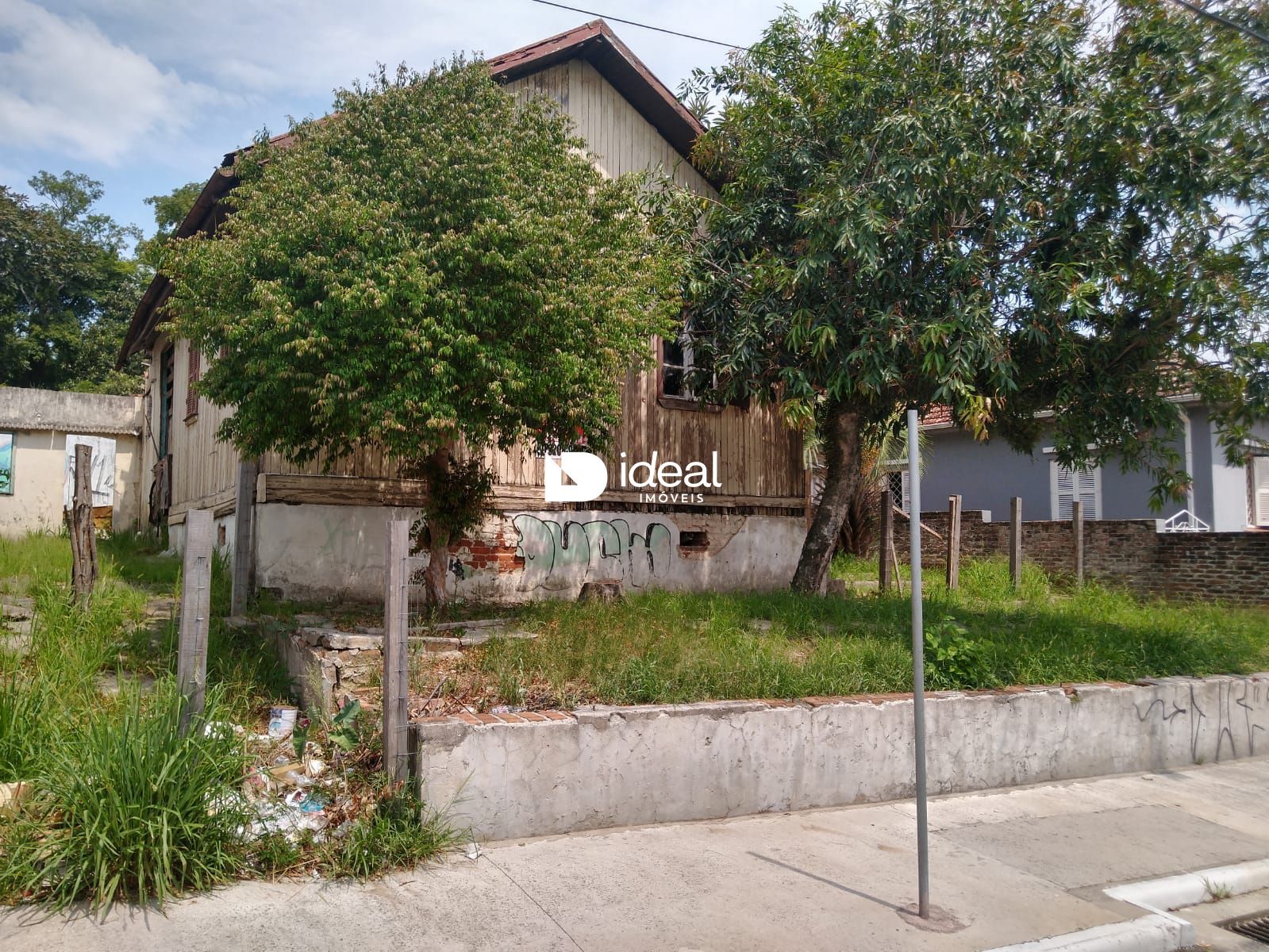 Lote/Terreno de 926m² no bairro Itararé, em Santa Maria | Eu Corretor