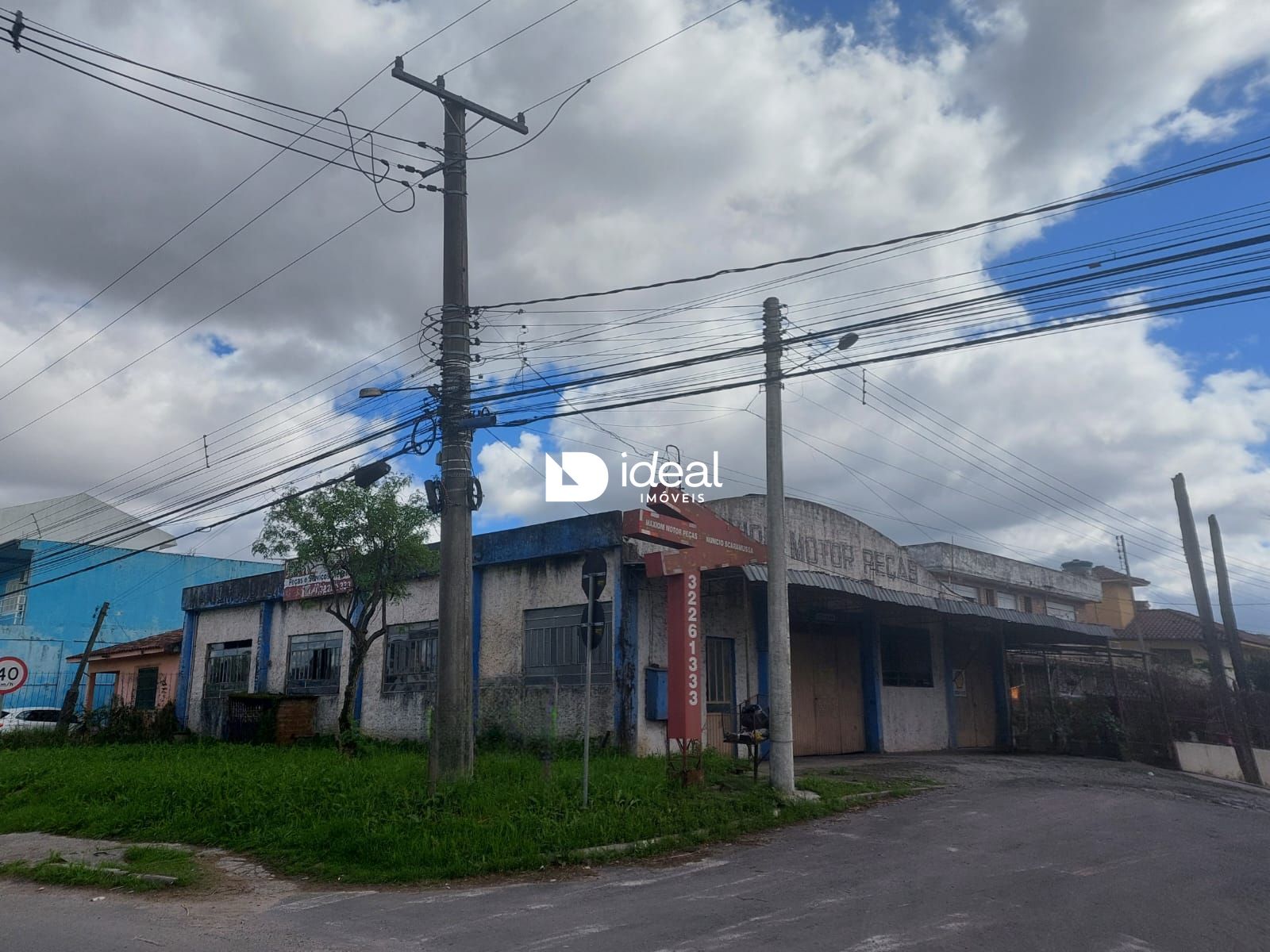 Galpão / Depósito / Armazém de 2 quartos, 350m² no bairro Camobi, em Santa Maria | Eu Corretor