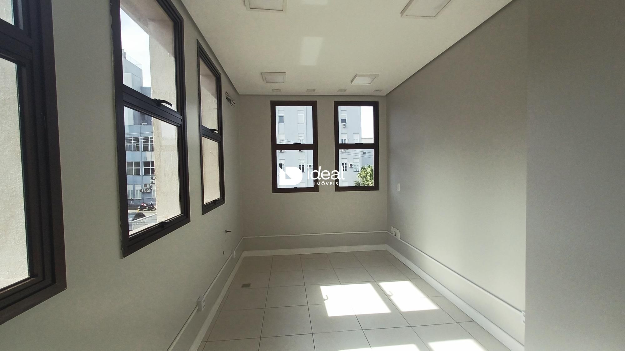 Sala Comercial de 3 quartos, 61m² no bairro Centro, em Santa Maria | Eu Corretor
