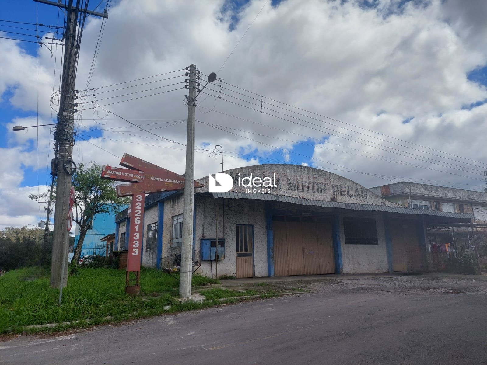 Galpão / Depósito / Armazém de 2 quartos, 350m² no bairro Camobi, em Santa Maria | Eu Corretor