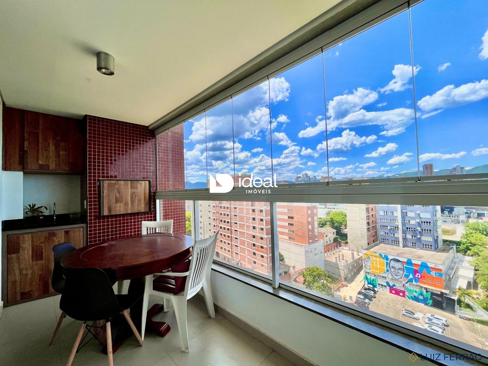 Apartamento de 3 quartos, 132m² no bairro Nossa Senhora Medianeira, em Santa Maria | Eu Corretor