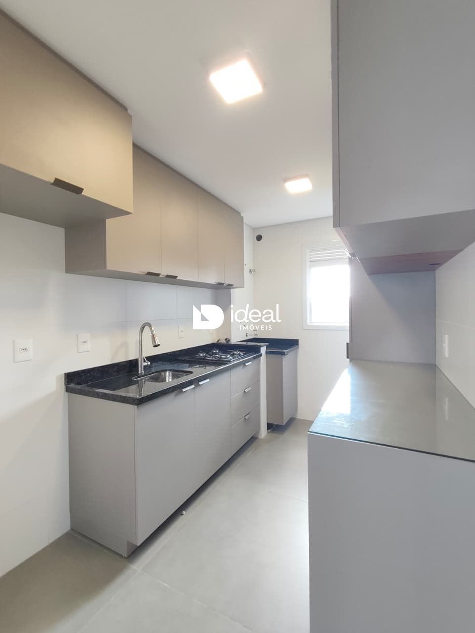 Apartamento com 2 Dormitórios para alugar, 90 m² por R$ 2.900,00 Apartamento com 2 Dormitórios para alugar, 90 m² por R$ 2.900,00