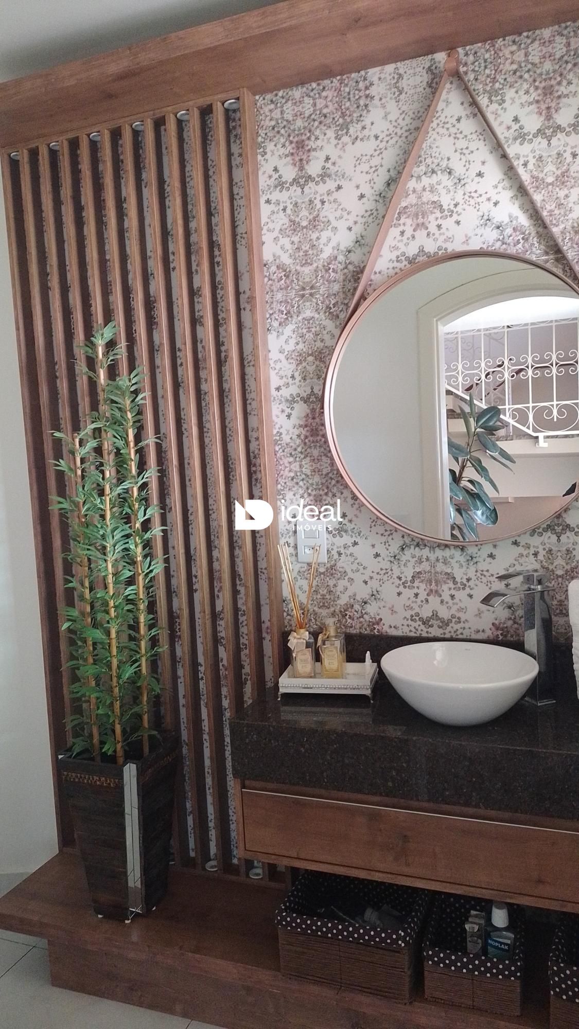 Casa de 3 quartos, 481m² no bairro Nossa Senhora de Fátima, em Santa Maria | Eu Corretor