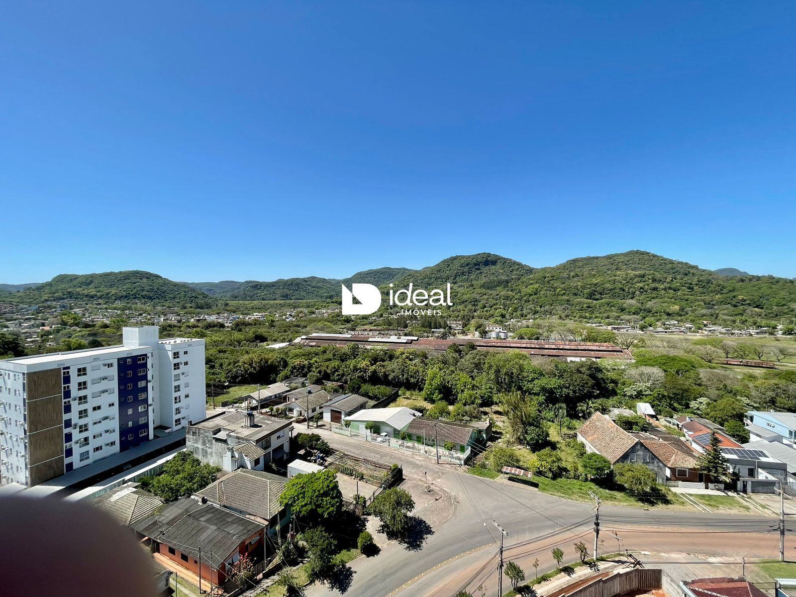 Apartamento de 3 quartos, 227m² no bairro Km 3, em Santa Maria | Eu Corretor