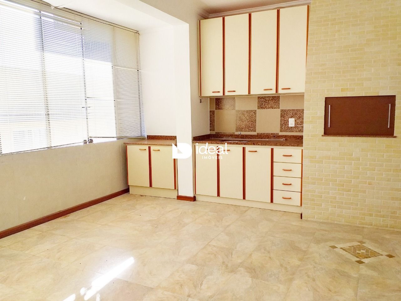 Apartamento de 4 quartos, 220m² no bairro Nossa Senhora das Dores, em Santa Maria | Eu Corretor