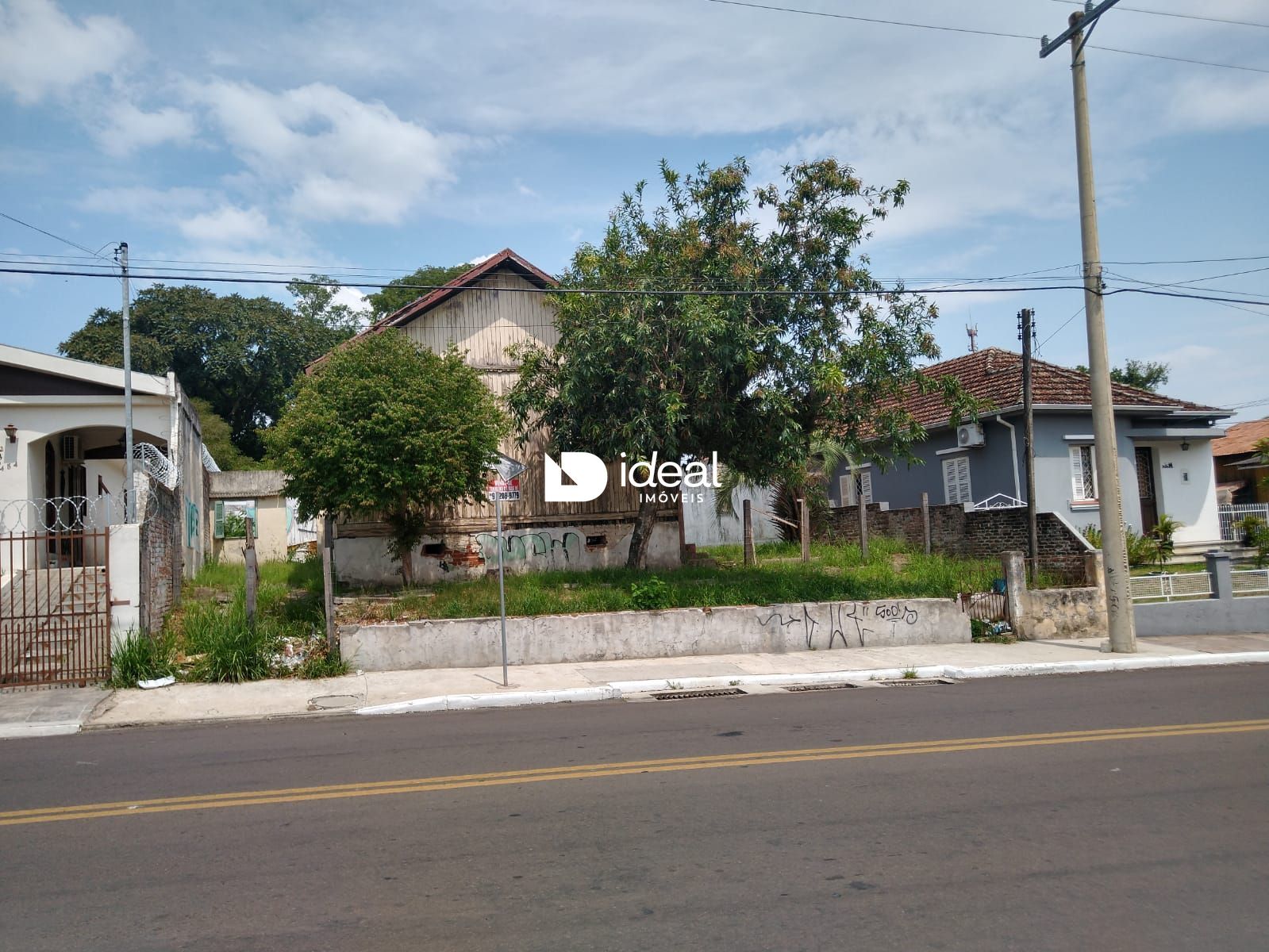 Lote/Terreno de 926m² no bairro Itararé, em Santa Maria | Eu Corretor