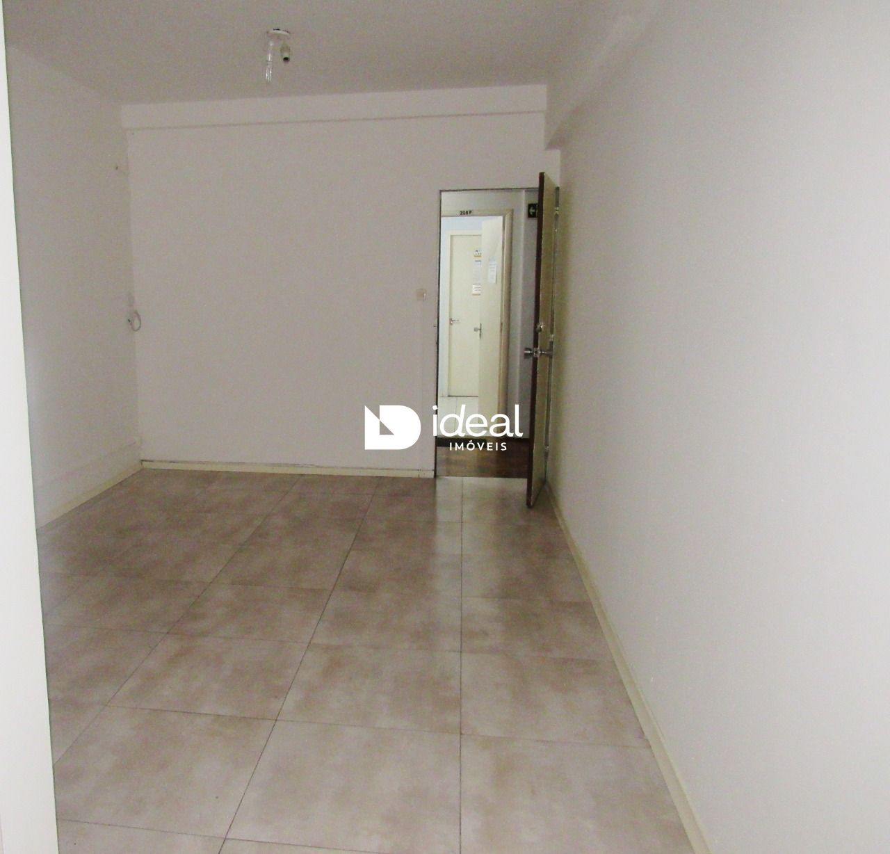 Sala Comercial de 2 quartos, 40m² no bairro Centro, em Santa Maria | Eu Corretor