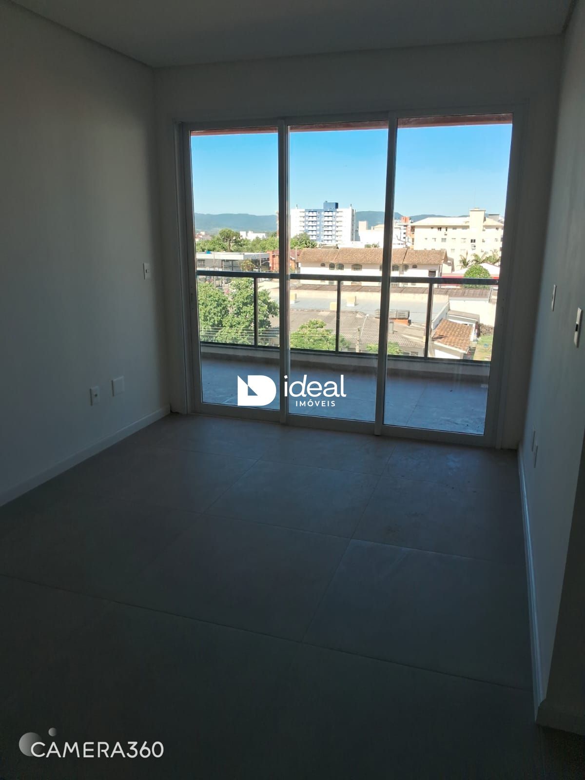 Apartamento de 3 quartos, 126m² no bairro Camobi, em Santa Maria | Eu Corretor