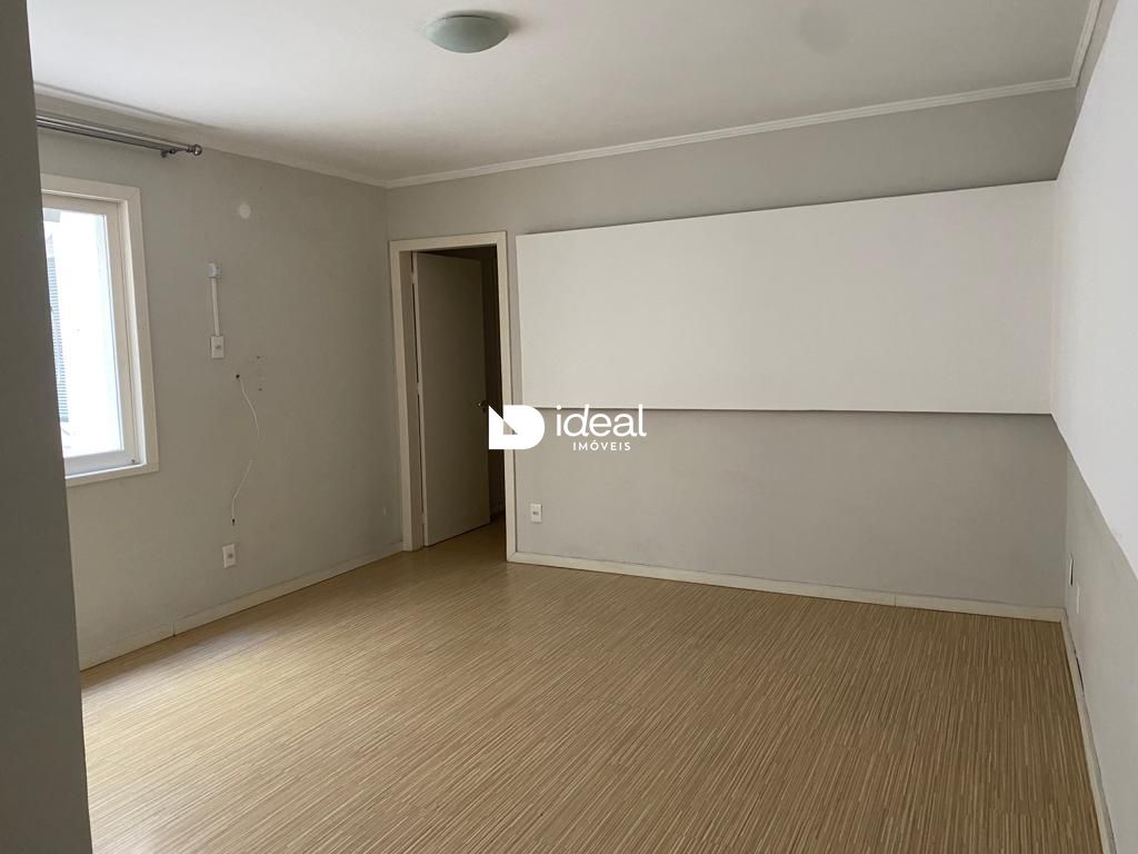 Apartamento de 3 quartos, 122m² no bairro Nossa Senhora do Rosário, em Santa Maria | Eu Corretor