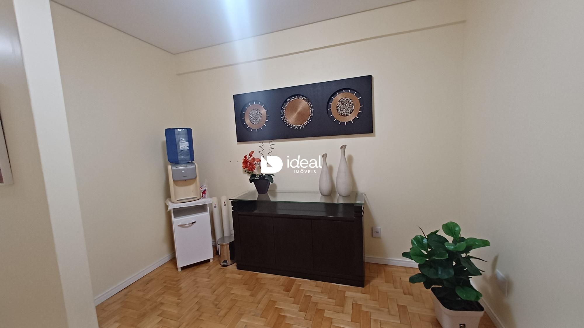 Sala Comercial de 3 quartos, 57m² no bairro Centro, em Santa Maria | Eu Corretor