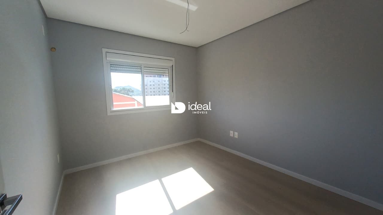 Apartamento com 2 Dormitórios à venda, 67 m² por R$ 450.000,00 Apartamento com 2 Dormitórios à venda, 67 m² por R$ 450.000,00