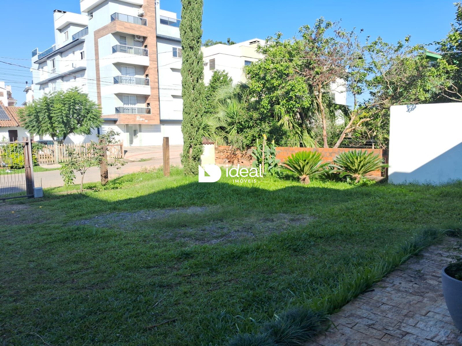 img161394084