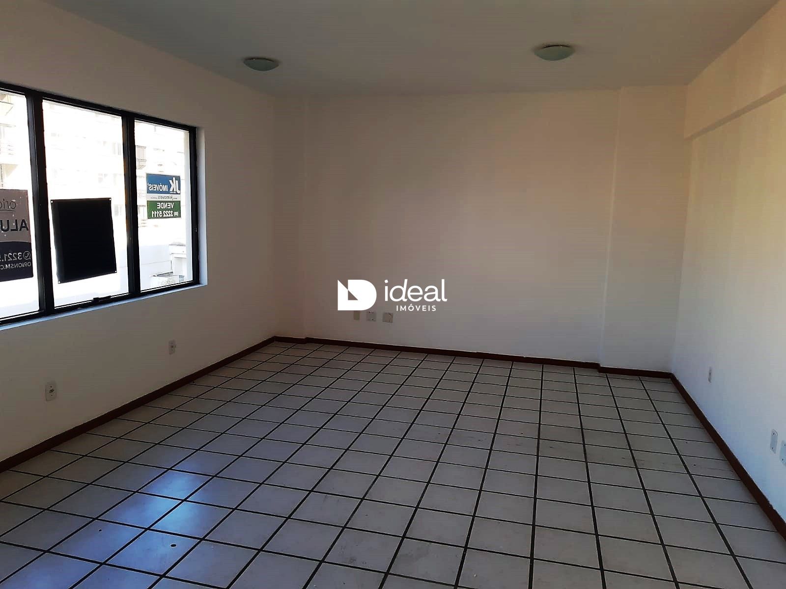 Sala Comercial de 1 quarto, 37m² no bairro Centro, em Santa Maria | Eu Corretor