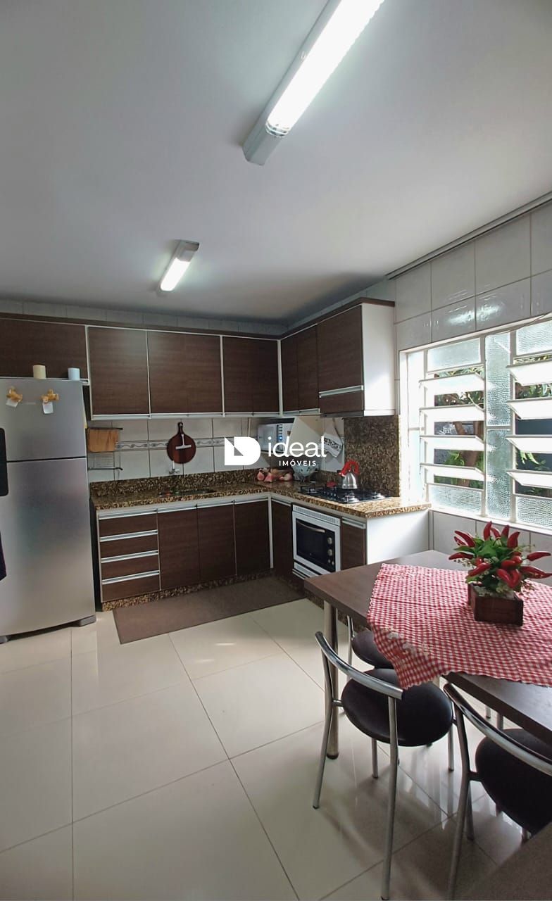 Casa de 3 quartos, 173m² no bairro Nossa Senhora Medianeira, em Santa Maria | Eu Corretor