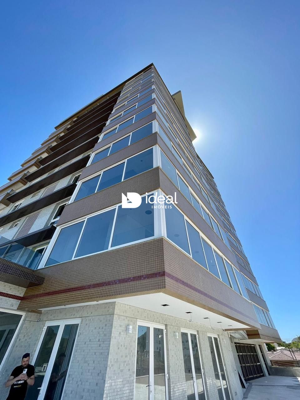 Apartamento de 3 quartos, 227m² no bairro Km 3, em Santa Maria | Eu Corretor