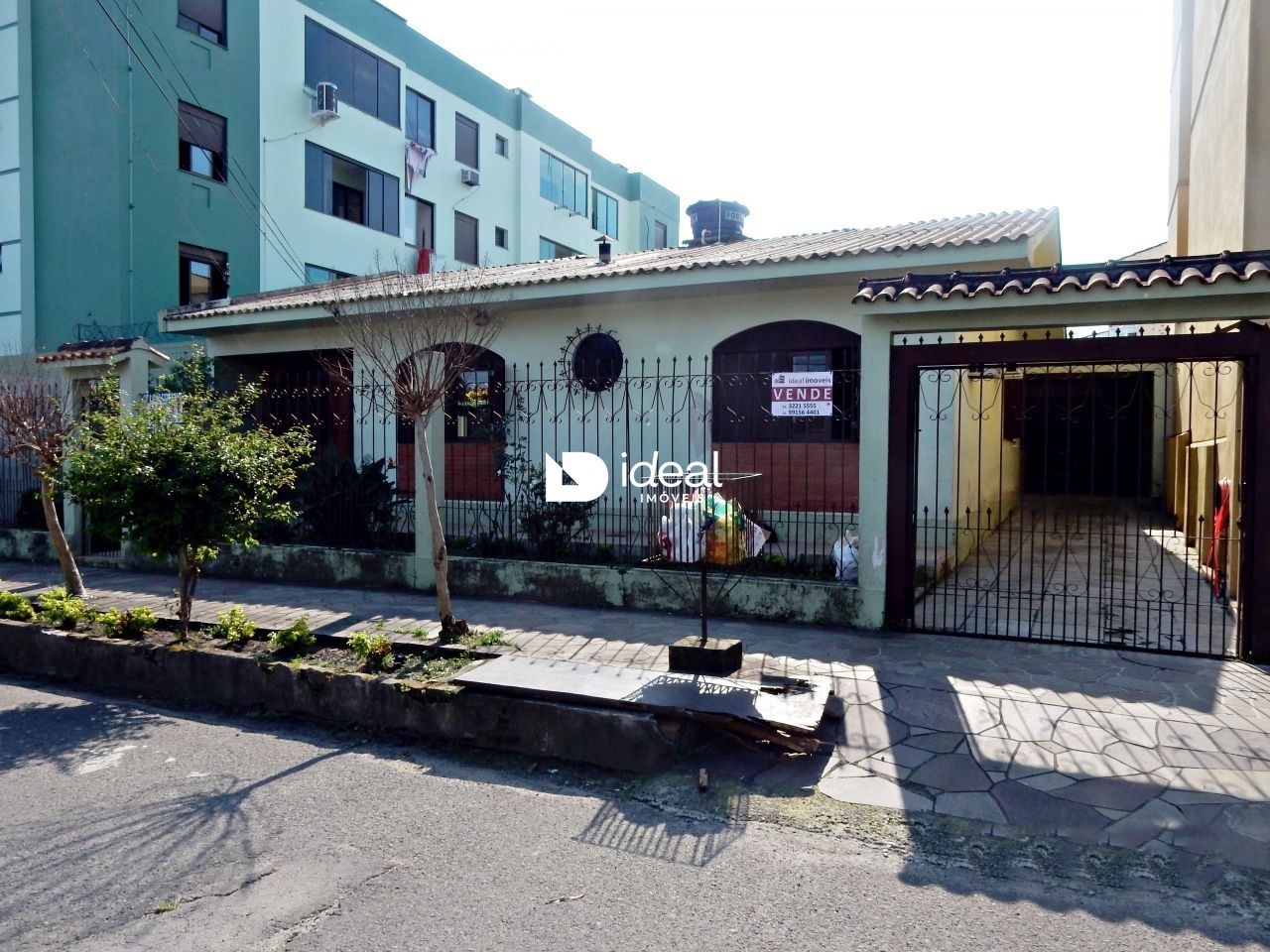 Casa de 3 quartos, 195m² no bairro Nossa Senhora Medianeira, em Santa Maria | Eu Corretor