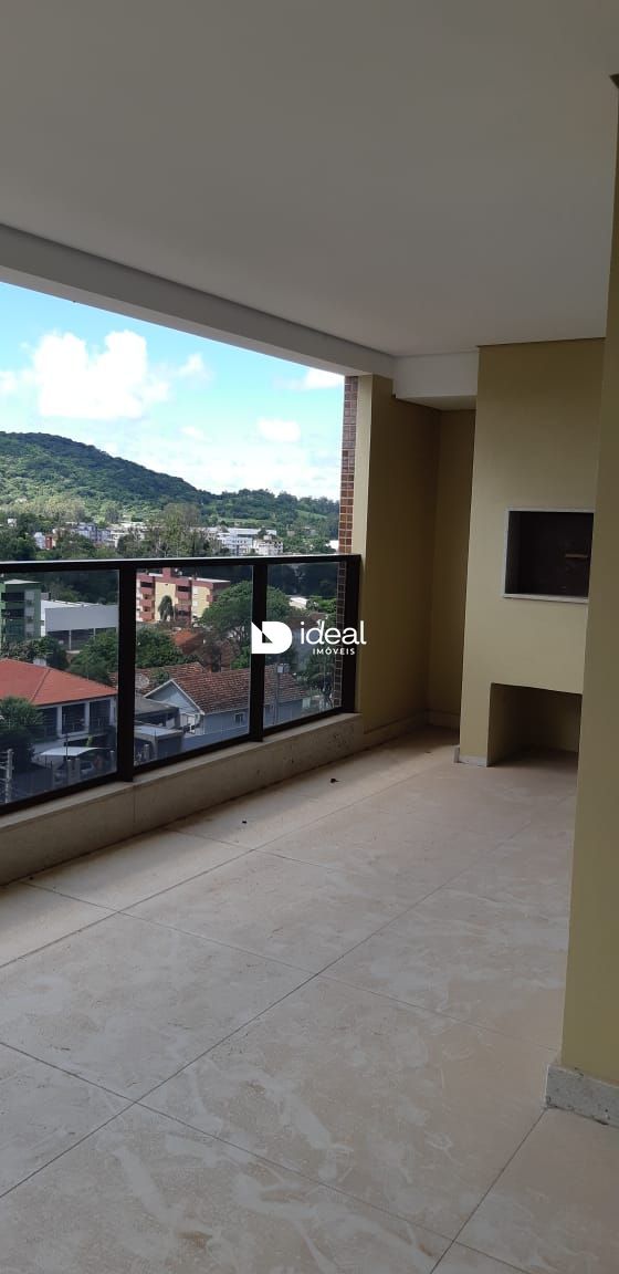 Apartamento de 3 quartos, 220m² no bairro Nossa Senhora de Lourdes, em Santa Maria | Eu Corretor