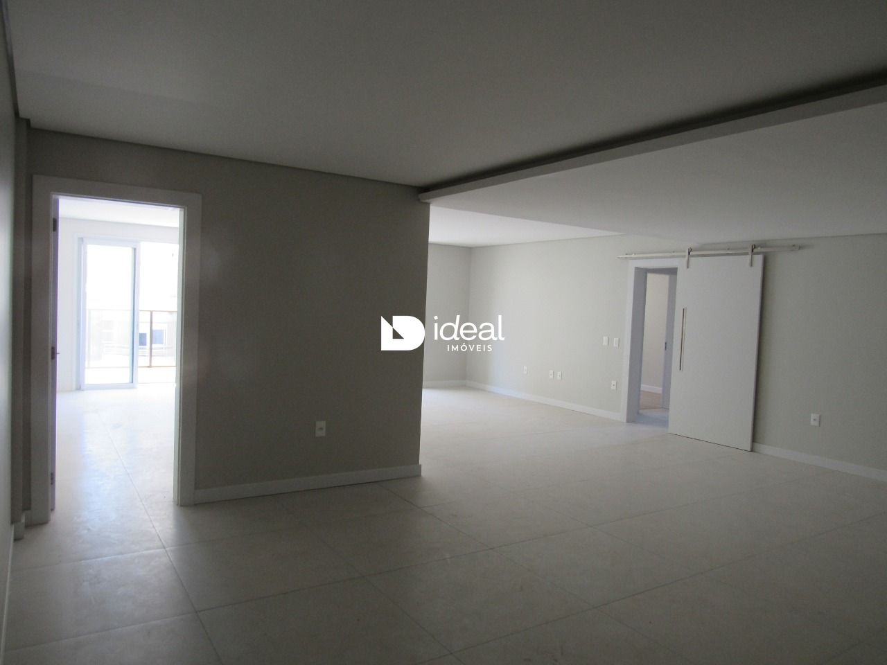 Apartamento de 3 quartos, 220m² no bairro Nossa Senhora de Lourdes, em Santa Maria | Eu Corretor
