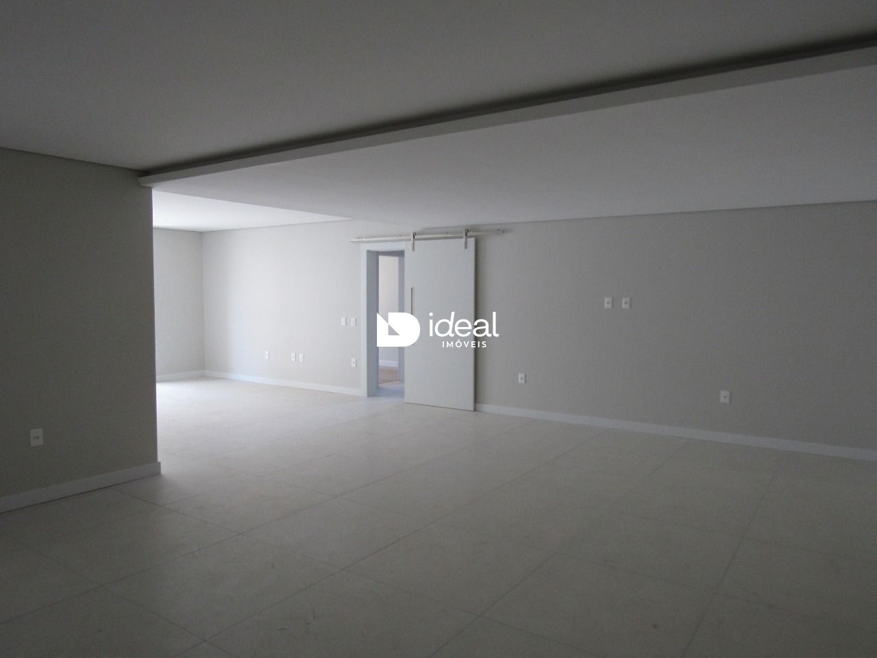 Apartamento de 3 quartos, 220m² no bairro Nossa Senhora de Lourdes, em Santa Maria | Eu Corretor