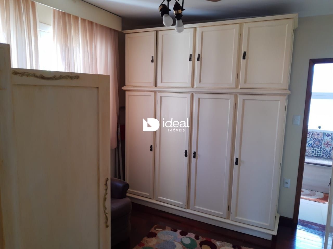 img12169786