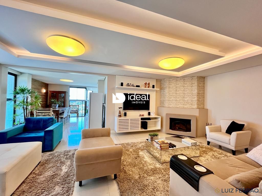 Apartamento de 4 quartos, 276m² no bairro Nossa Senhora de Fátima, em Santa Maria | Eu Corretor