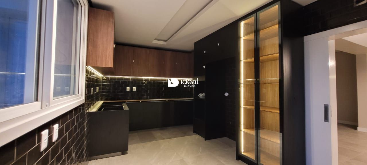 Casa de Condomínio de 3 quartos, 360m² no bairro São José, em Santa Maria | Eu Corretor