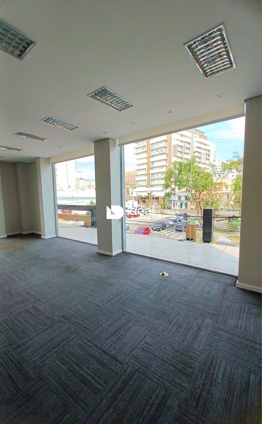 Sala Comercial de 1 quarto, 190m² no bairro Centro, em Santa Maria | Eu Corretor
