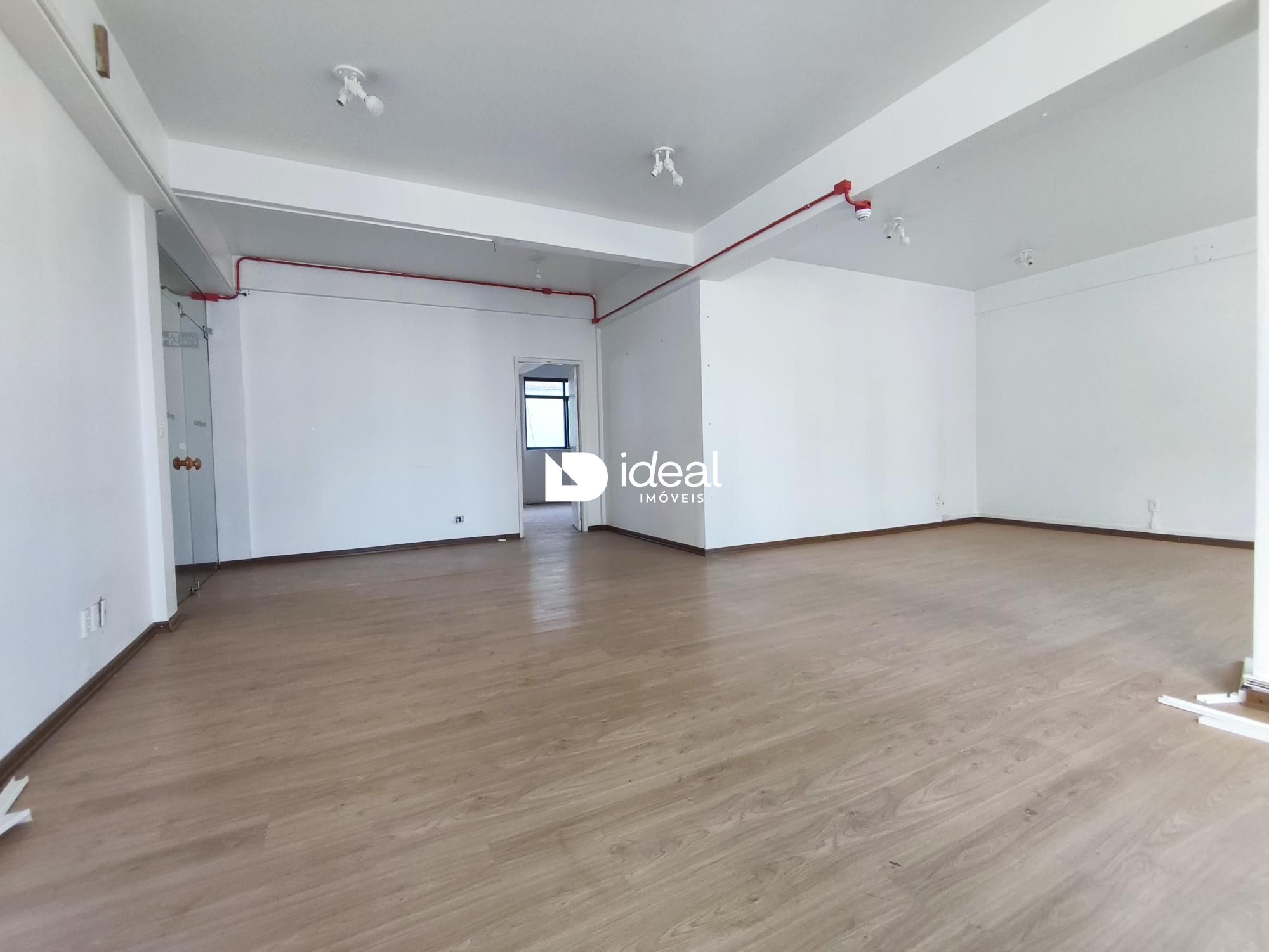 Sala comercial para alugar  no Centro - Santa Maria, RS. Imóveis