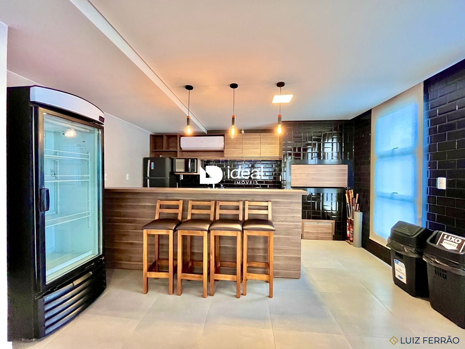 Apartamento de 3 quartos, 132m² no bairro Nossa Senhora Medianeira, em Santa Maria | Eu Corretor