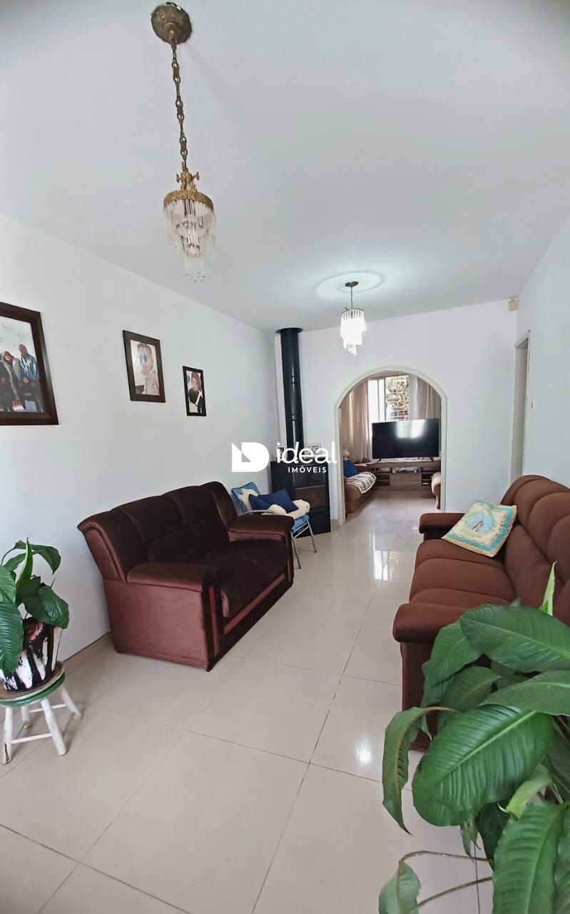 Casa de 3 quartos, 173m² no bairro Nossa Senhora Medianeira, em Santa Maria | Eu Corretor