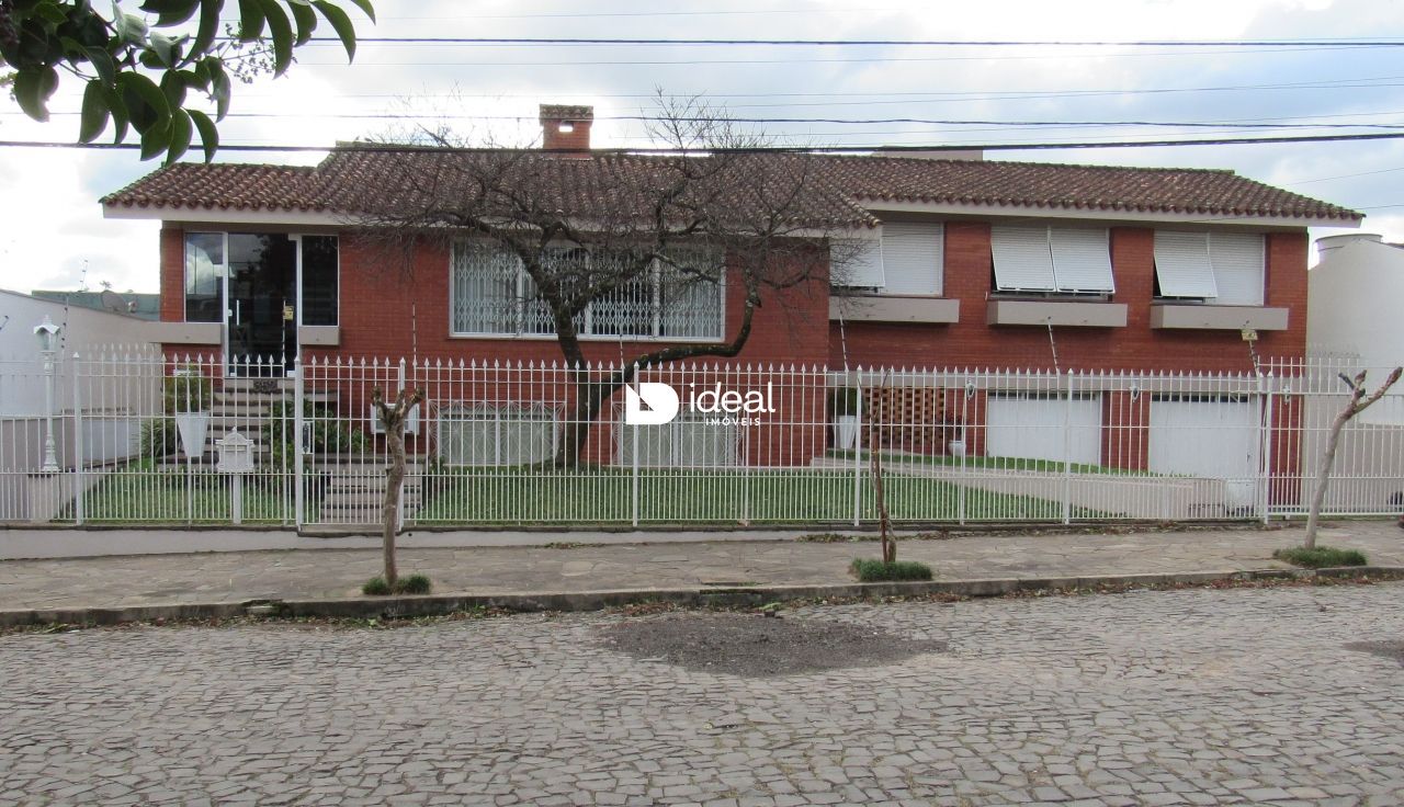 Casa de 5 quartos, 422m² no bairro Duque de Caxias, em Santa Maria | Eu Corretor