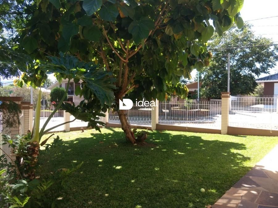 Casa de 5 quartos, 280m² no bairro São José, em Santa Maria | Eu Corretor