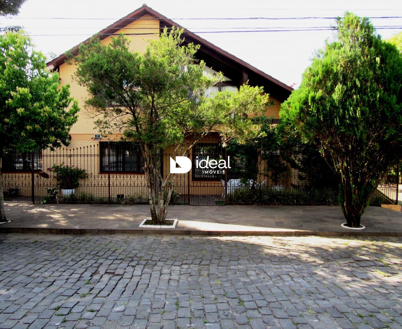 Casa de 4 quartos, 700m² no bairro Nossa Senhora de Lourdes, em Santa Maria | Eu Corretor