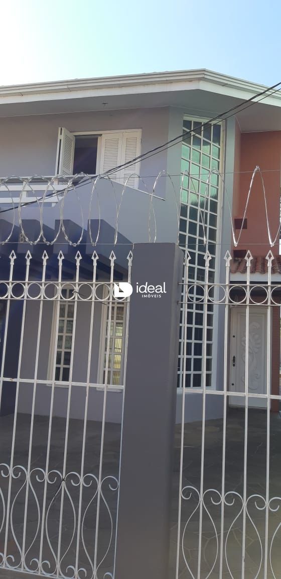 Casa de 6 quartos, 225m² no bairro Nossa Senhora Medianeira, em Santa Maria | Eu Corretor