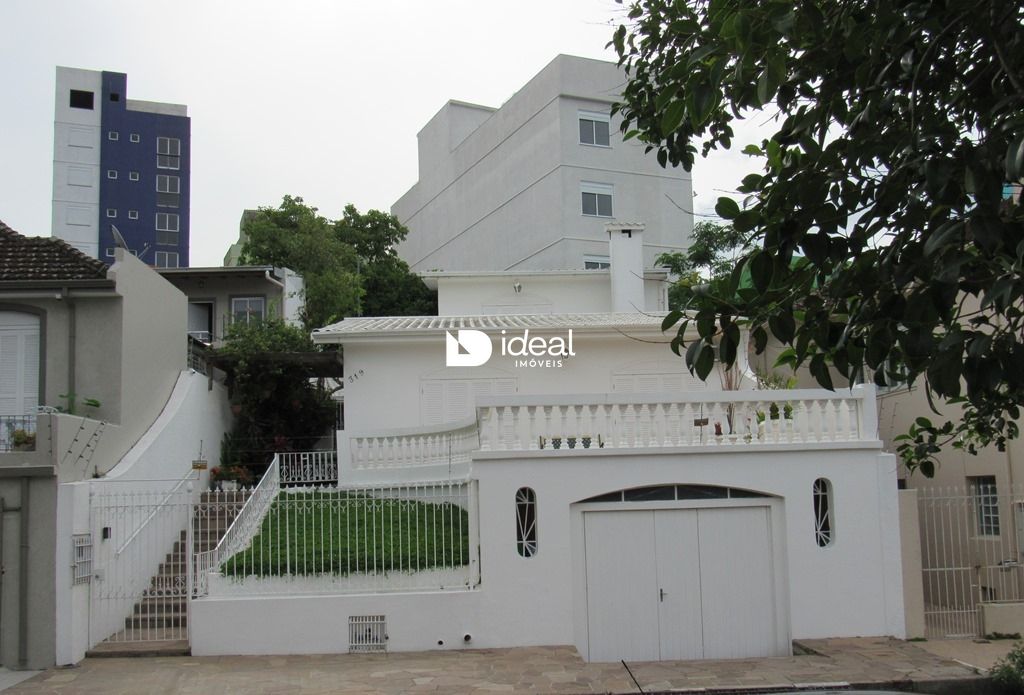Casa de 3 quartos, 241m² no bairro Nossa Senhora do Rosário, em Santa Maria | Eu Corretor