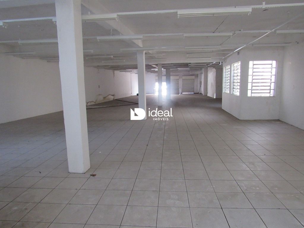 Loja / Salão / Ponto Comercial de 2 quartos, 600m² no bairro Centro, em Santa Maria | Eu Corretor