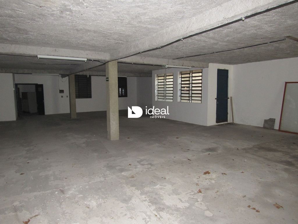 Loja / Salão / Ponto Comercial de 2 quartos, 600m² no bairro Centro, em Santa Maria | Eu Corretor