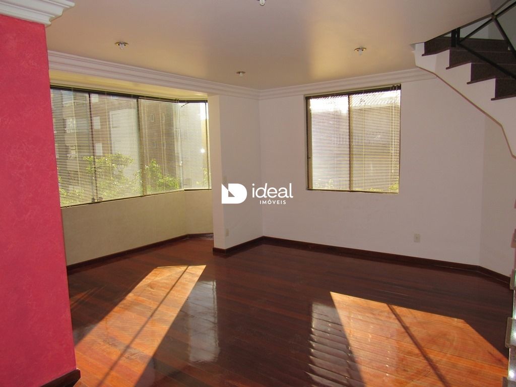 Apartamento de 4 quartos, 220m² no bairro Nossa Senhora das Dores, em Santa Maria | Eu Corretor