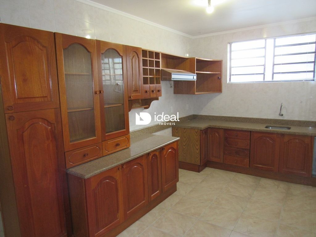 Apartamento de 4 quartos, 220m² no bairro Nossa Senhora das Dores, em Santa Maria | Eu Corretor