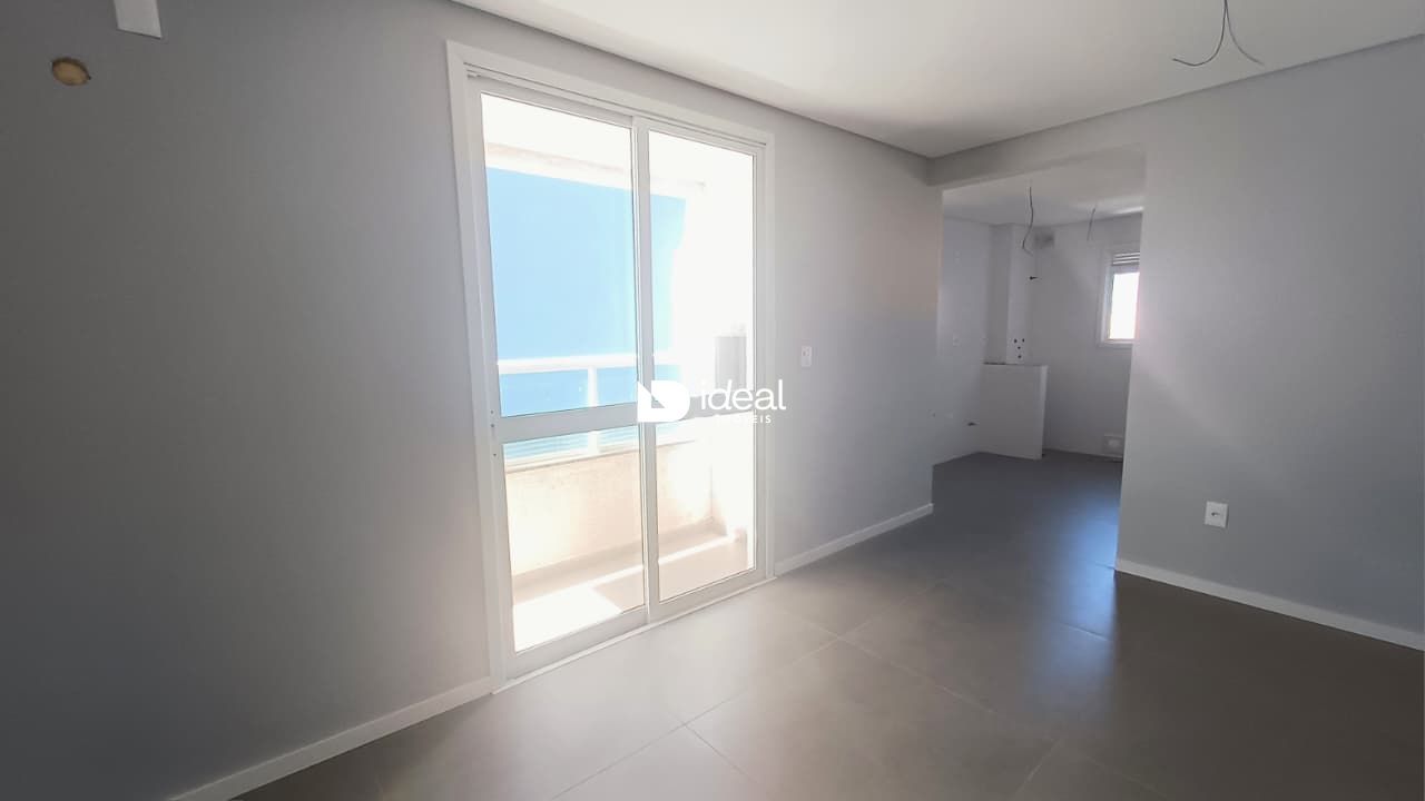 Apartamento com 2 Dormitórios à venda, 67 m² por R$ 450.000,00 Apartamento com 2 Dormitórios à venda, 67 m² por R$ 450.000,00