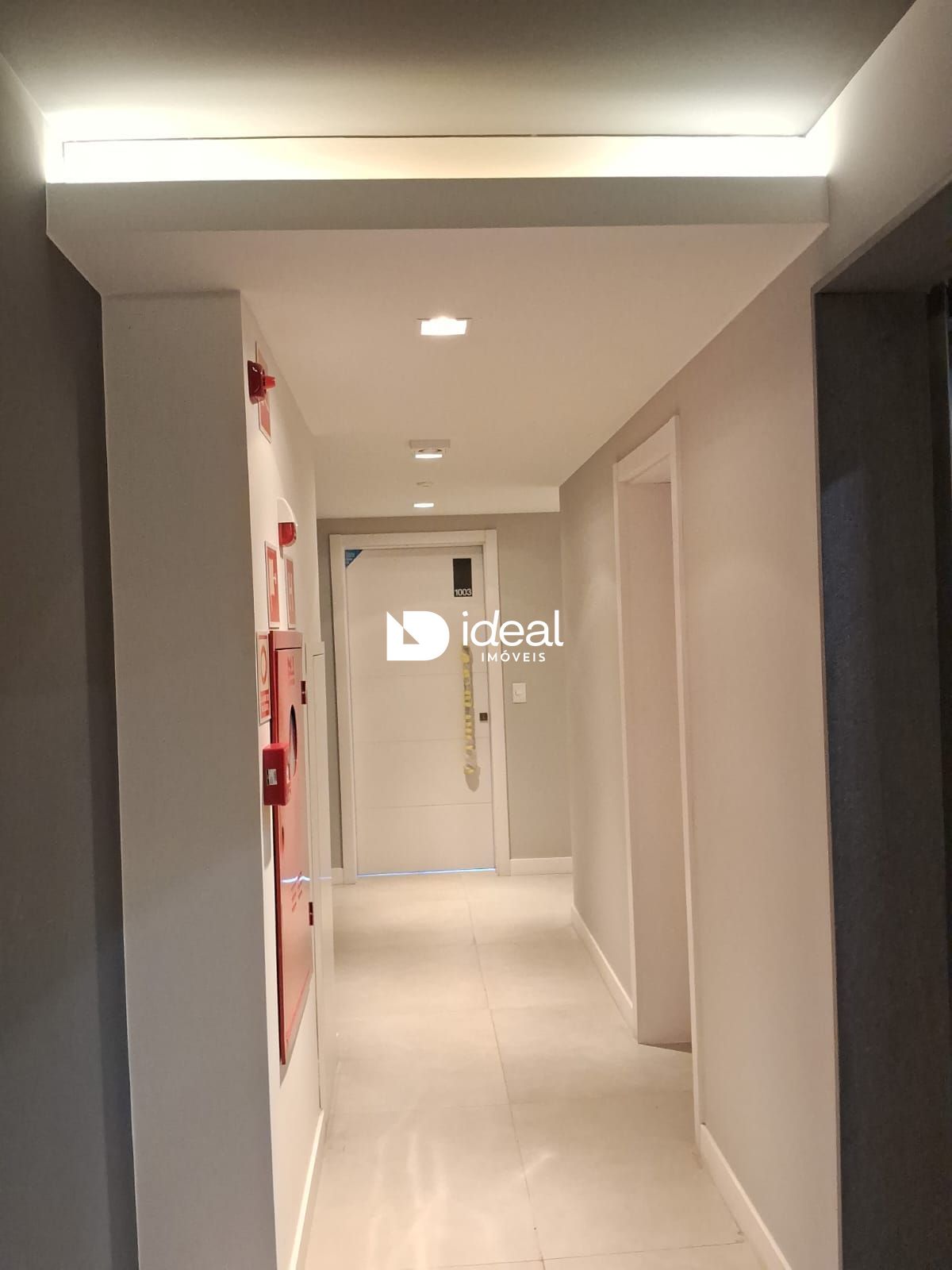 Apartamento de 3 quartos, 235m² no bairro Nossa Senhora Medianeira, em Santa Maria | Eu Corretor
