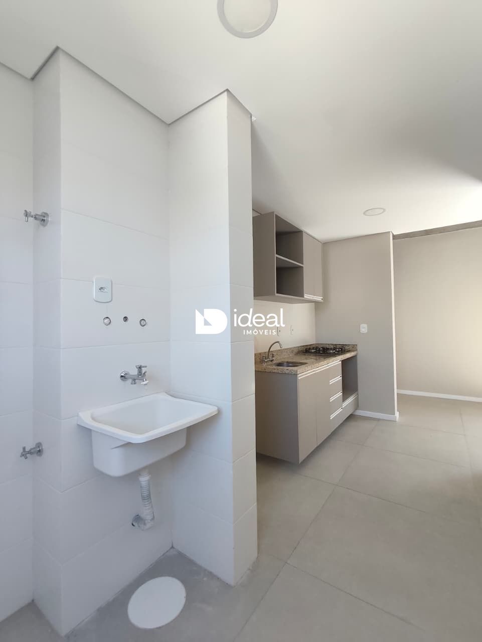 Apartamento com 2 Dormitórios para alugar, 82 m² por R$ 2.900,00 Apartamento com 2 Dormitórios para alugar, 82 m² por R$ 2.900,00