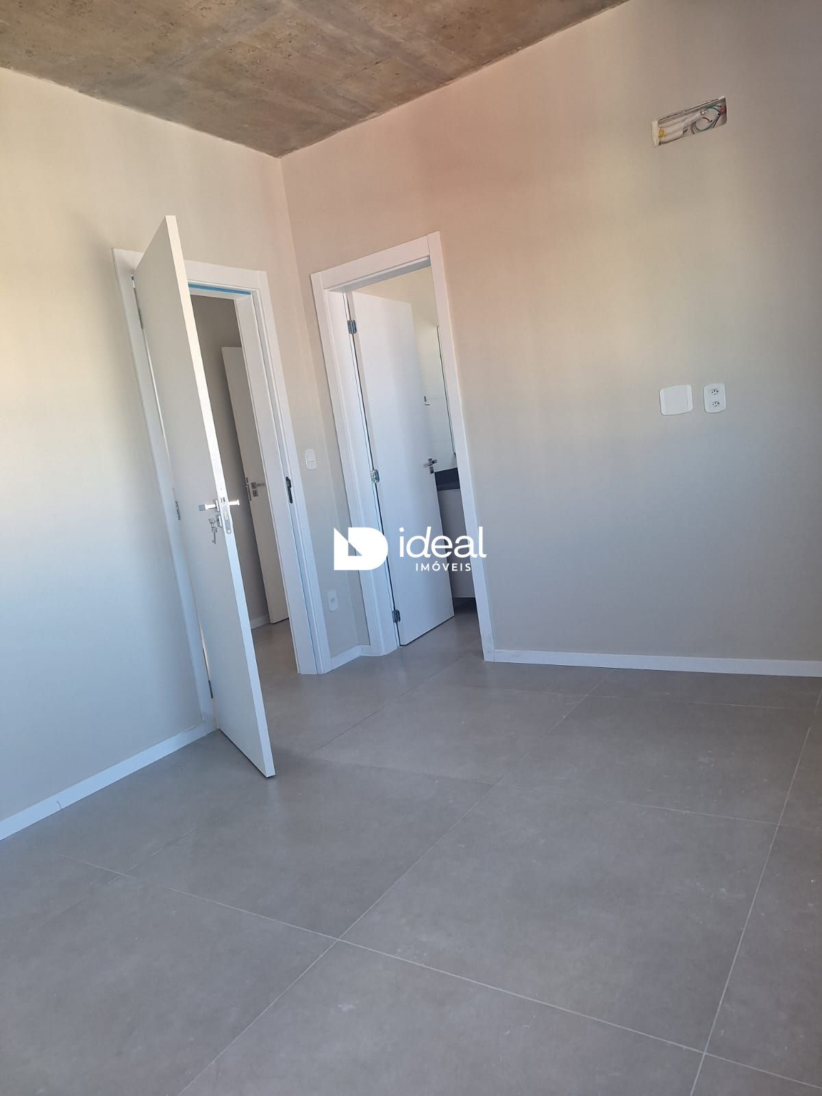 Apartamento com 2 Dormitórios para alugar, 75 m² por R$ 2.780,00 Apartamento com 2 Dormitórios para alugar, 75 m² por R$ 2.780,00