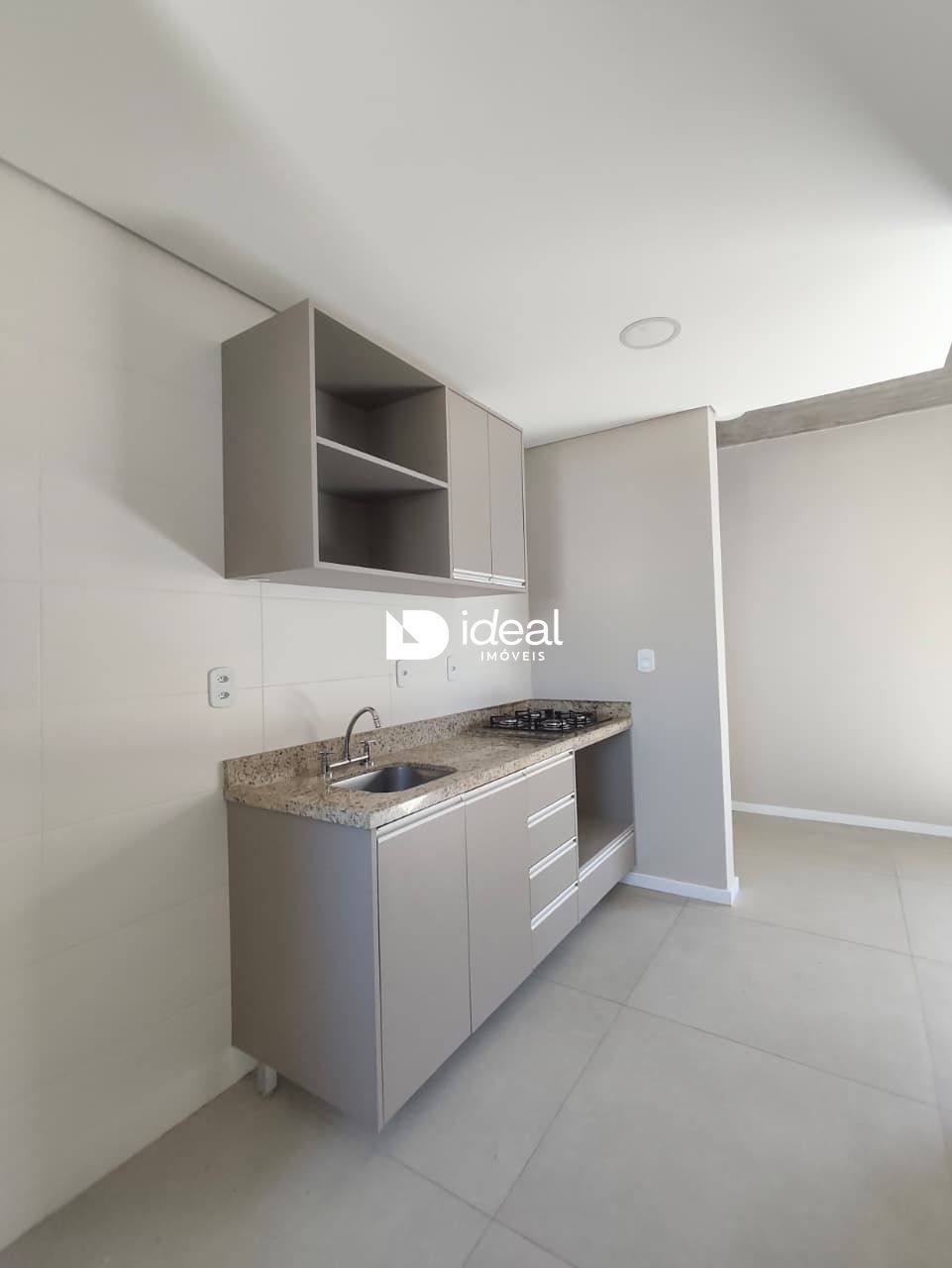 Apartamento com 2 Dormitórios para alugar, 82 m² por R$ 2.900,00 Apartamento com 2 Dormitórios para alugar, 82 m² por R$ 2.900,00