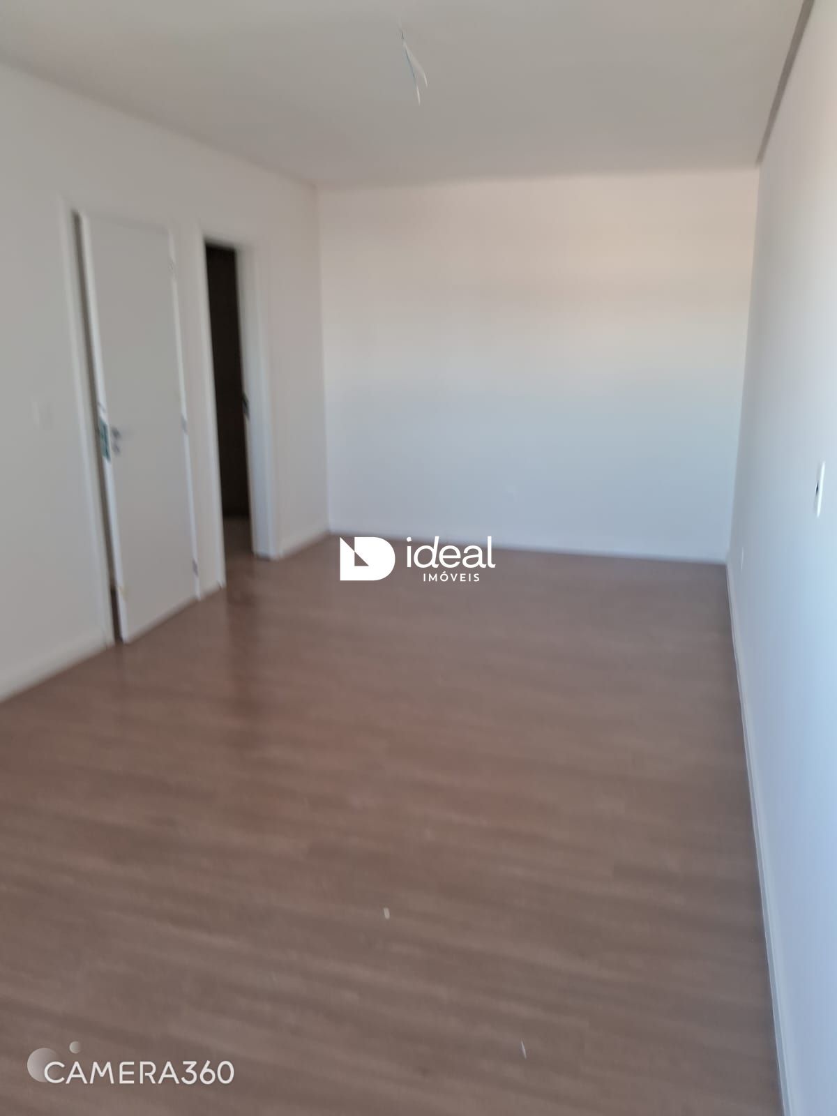 Apartamento de 3 quartos, 135m² no bairro Camobi, em Santa Maria | Eu Corretor