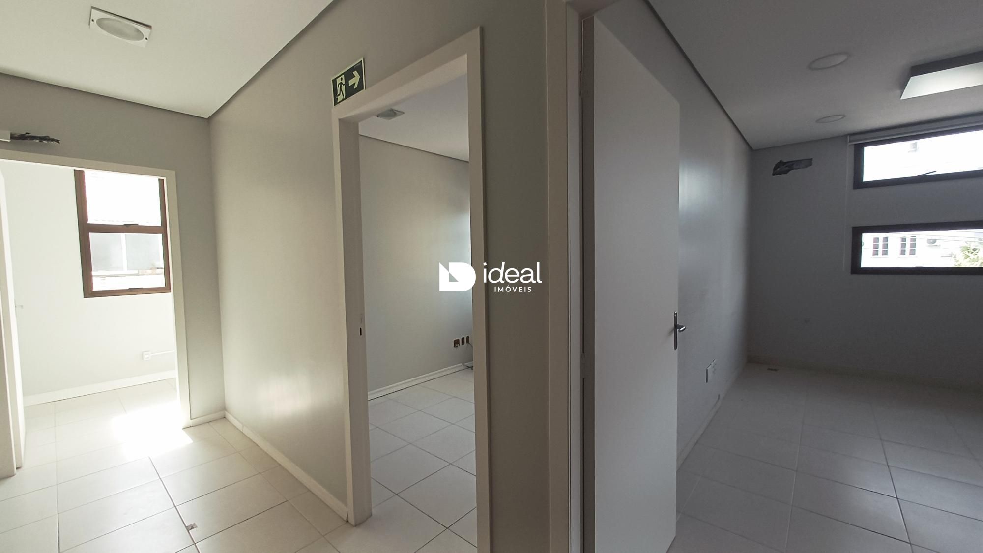 Sala Comercial de 3 quartos, 61m² no bairro Centro, em Santa Maria | Eu Corretor