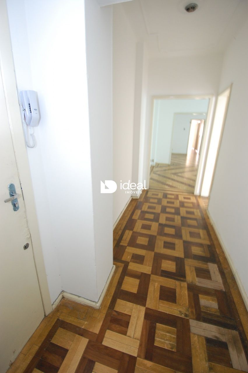 Apartamento de 3 quartos, 121m² no bairro Centro, em Santa Maria | Eu Corretor