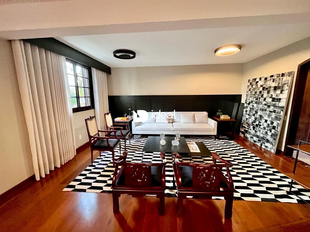 Apartamento de 4 quartos, 470m² no bairro Centro, em Santa Maria | Eu Corretor