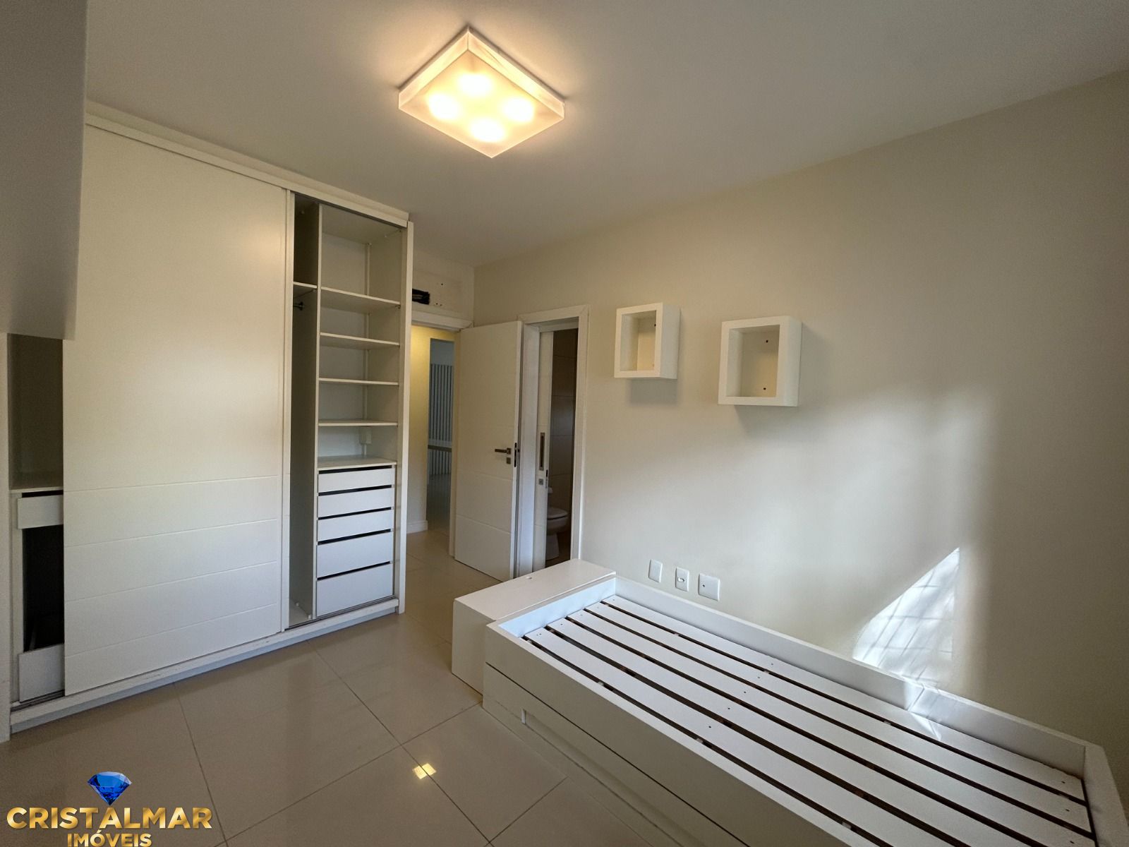 Apartamento à venda com 3 quartos, 133m² - Foto 17