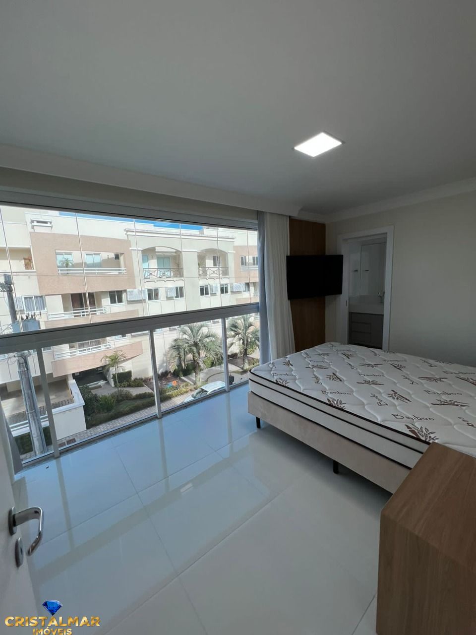 Apartamento à venda com 2 quartos, 105m² - Foto 10